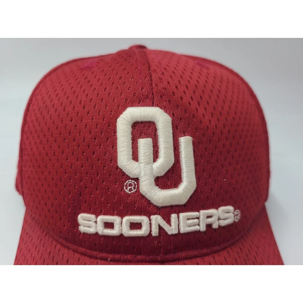 Vintage Youth University of Oklahoma Sooners Starter Adjustable Hat Cap NCAA Red